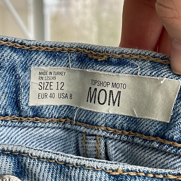 Topshop MOM Raw Edge Shorts - Picture 3 of 4